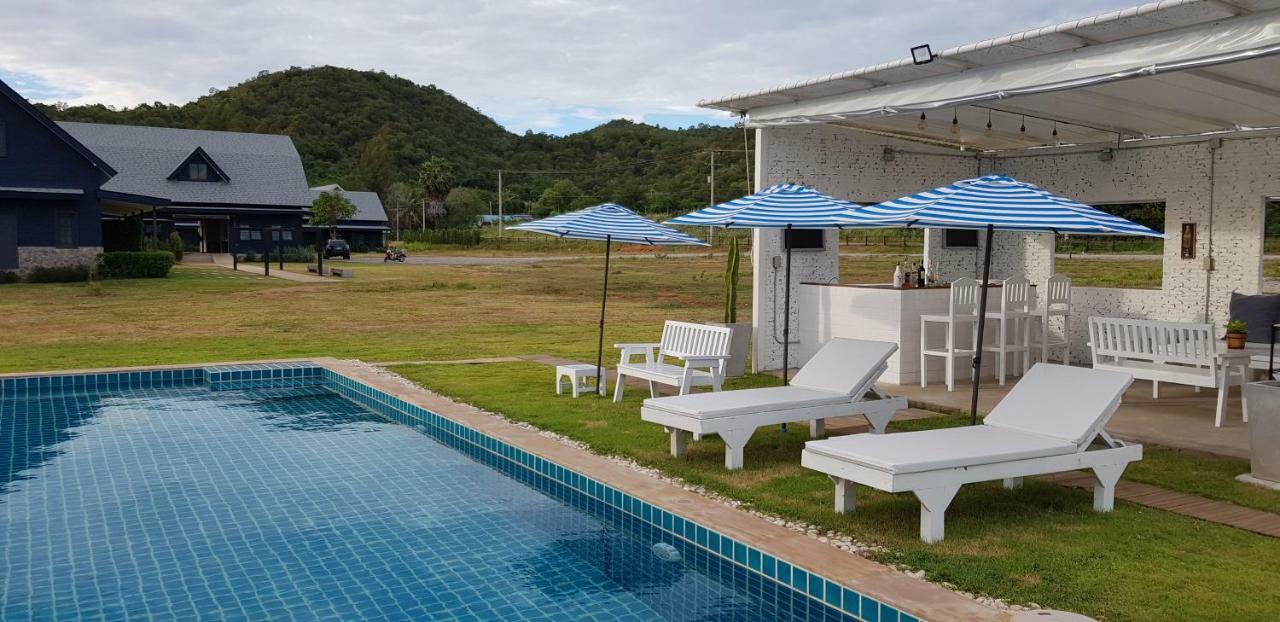 The Barn Hua Hin Hotel Ban Ban Khao Tao Exterior foto