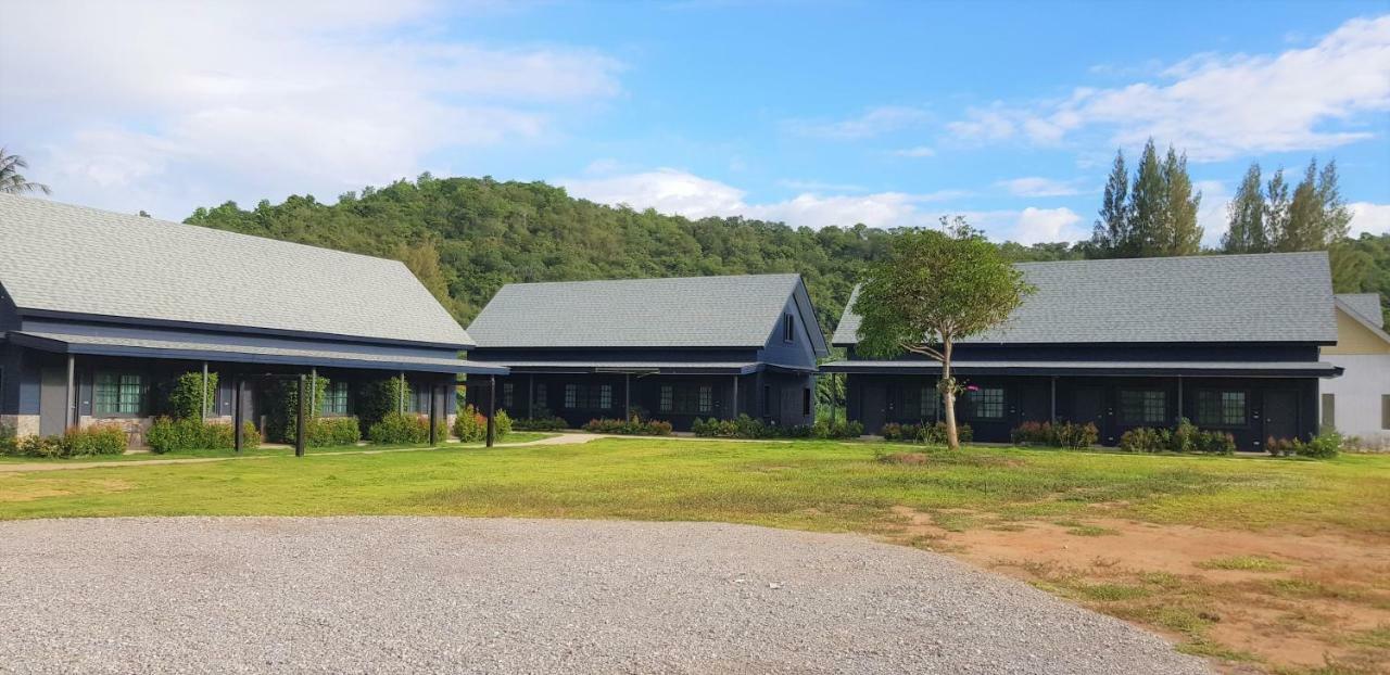 The Barn Hua Hin Hotel Ban Ban Khao Tao Exterior foto