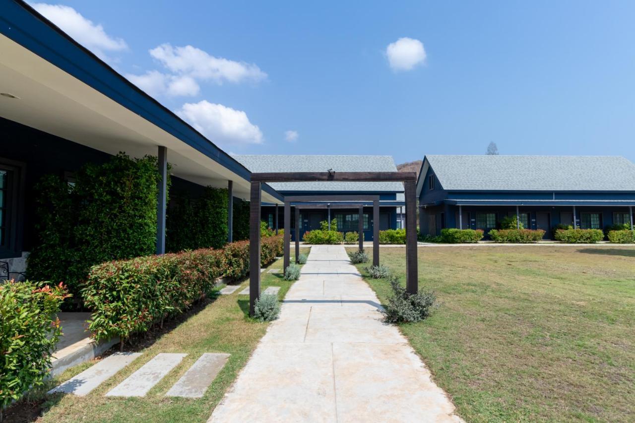 The Barn Hua Hin Hotel Ban Ban Khao Tao Exterior foto